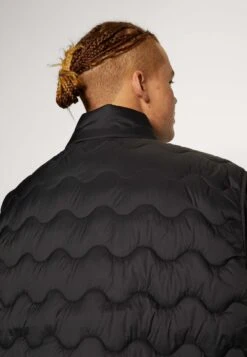 Lyle & Scott Plus Crest Quilted Gilet - Bodywarmer - Jet Black 9 Lyle & Scott Plus Crest Quilted Gilet - Bodywarmer - Jet Black -Lyle & Scott Verkoop 008c4dbfb0734fab9da51354a00a21c1