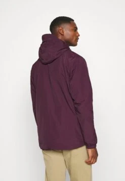 Lyle & Scott Through Hooded - Lichte Jas - Burgundy -Lyle & Scott Verkoop 0e078be95c224687b27239511ff6193a