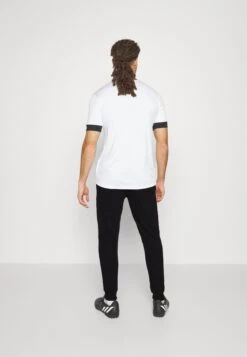 Lyle & Scott Contrast Piping - Trainingsbroek - Jet Black 8 Lyle & Scott Contrast Piping - Trainingsbroek - Jet Black -Lyle & Scott Verkoop 13f295cf52344f269234161e56116889