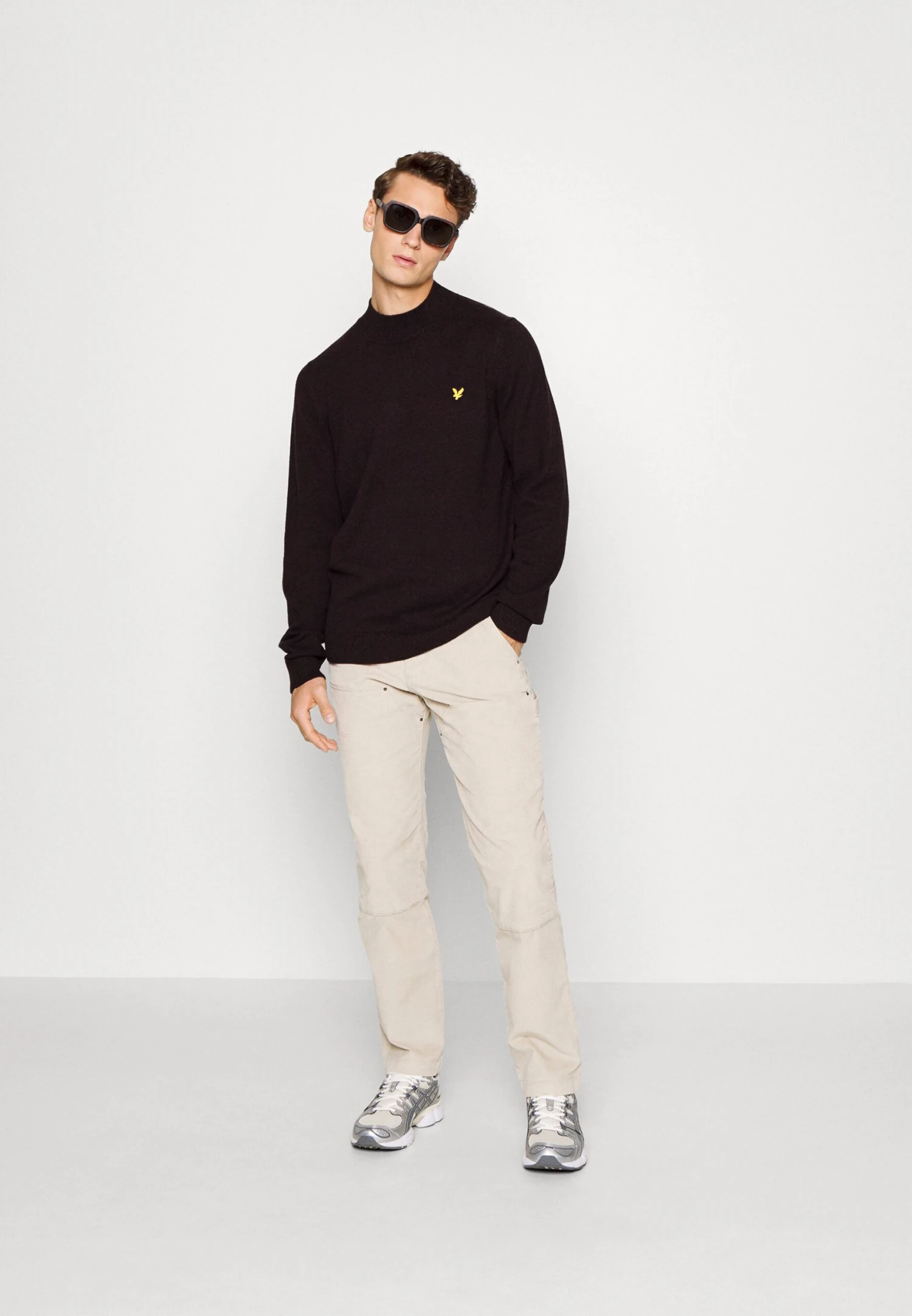 Lyle & Scott Mouline Roll Neck Jumper - Trui - Beetroot/Jet Black 2 Lyle & Scott Mouline Roll Neck Jumper - Trui - Beetroot/Jet Black - Afbeelding 2