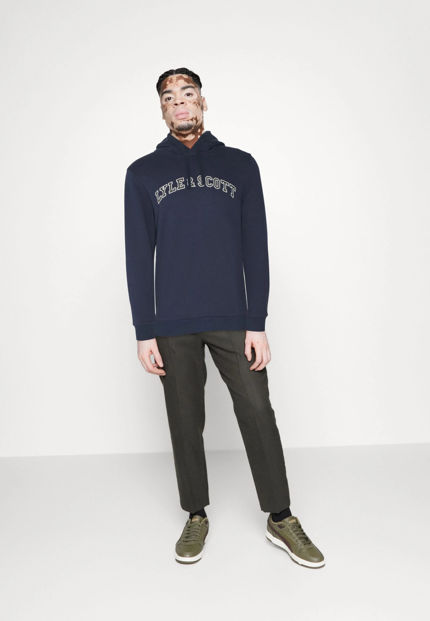 Lyle & Scott Collegiate Overhead Hoodie - Hoodie - Navy 2 Lyle & Scott Collegiate Overhead Hoodie - Hoodie - Navy - Afbeelding 2