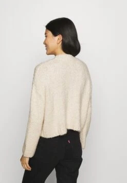 Lyle & Scott Jumper - Trui - Vanilla -Lyle & Scott Verkoop 3f8b1ec5c3804f0ab0571dead4544aa9