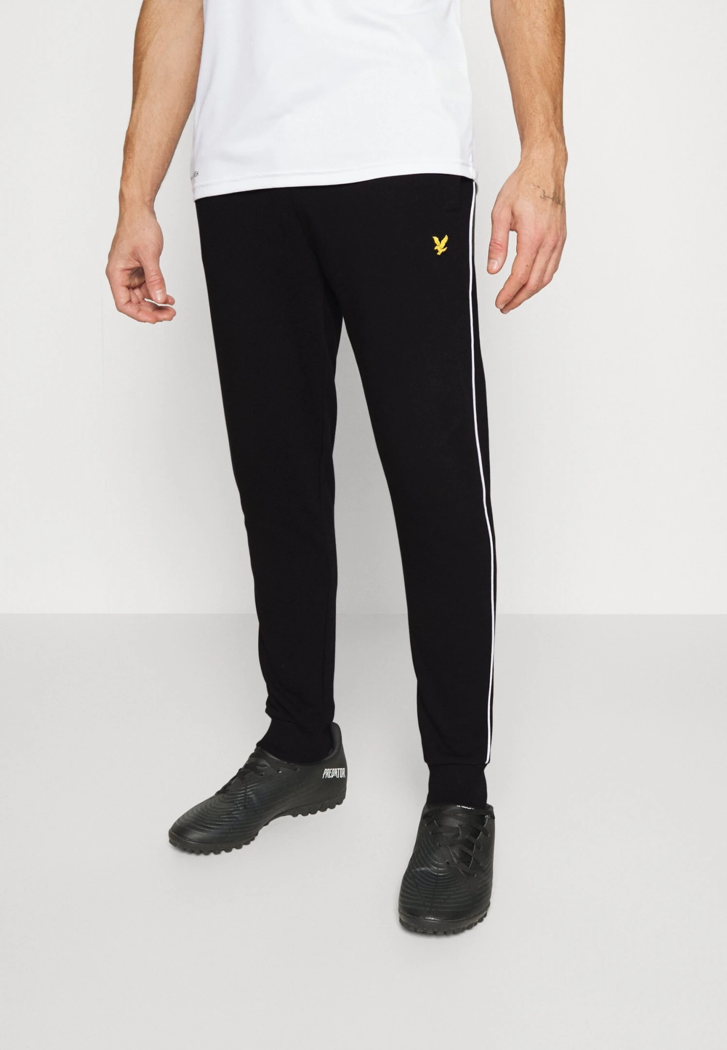 Lyle & Scott Contrast Piping - Trainingsbroek - Jet Black 1 Lyle & Scott Contrast Piping - Trainingsbroek - Jet Black