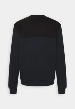 Lyle & Scott Contrast Yoke Crew Neck - Sweater - Dark Navy 11 Lyle & Scott Contrast Yoke Crew Neck - Sweater - Dark Navy -Lyle & Scott Verkoop 5f4dc87e049044dc841975f764f54eb9