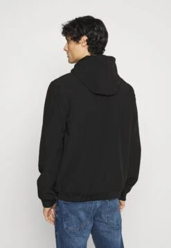 Lyle & Scott Outdoorjas - Jet Black -Lyle & Scott Verkoop 62b1681551d44cb0bcf7a79a828c8c1b