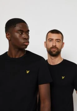 Lyle & Scott Plain - T-Shirt Basic - Jet Black 11 Lyle & Scott Plain - T-Shirt Basic - Jet Black -Lyle & Scott Verkoop 6ecc56fd48dd493484a8de8a74d01443