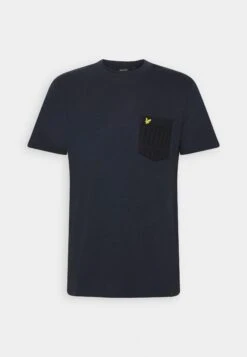 Lyle & Scott Grid Pocket - T-Shirt Print - Dark Navy/Jet Black 9 Lyle & Scott Grid Pocket - T-Shirt Print - Dark Navy/Jet Black -Lyle & Scott Verkoop 710f0fd262de48a0a854ffc8cbf9f0a0