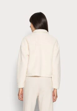 Lyle & Scott Shearling- Winterjas - Vanilla -Lyle & Scott Verkoop 7670c24ac46440959ebd7d1476e0e822