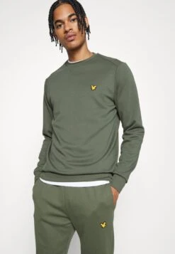 Lyle & Scott Crew Neck Fly - Sweater - Cactus Green -Lyle & Scott Verkoop 7b2e265167cf4162940adb2a13568e64