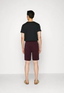 Lyle & Scott Trainingsbroek - Burgundy -Lyle & Scott Verkoop 7eb35bf5e8f74b32b0c6797caf41b944