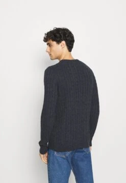 Lyle & Scott Cable Jumper - Trui - Dark Navy Marl -Lyle & Scott Verkoop 7ecba5bf09d94f9fa71b35bdbb883b15