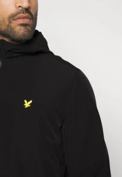 Lyle & Scott Hooded Sports Jacket - Regenjas - Jet Black -Lyle & Scott Verkoop 8c84cd0d5866439ca09486c8acf20d4d