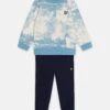 Lyle & Scott Erosion Crew Neck Set - Sweater - Dusk Blue
