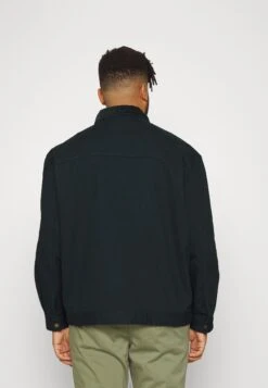 Lyle & Scott Collar Trucker - Spijkerjas - Dark Navy -Lyle & Scott Verkoop a5a5a4fa471644e5975836670de877ed