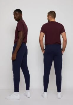 Lyle & Scott Pant - Trainingsbroek - Navy 9 Lyle & Scott Pant - Trainingsbroek - Navy -Lyle & Scott Verkoop a7e1ca2ff27844dd9499771fe8366da0