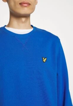 Lyle & Scott Crew Neck - Sweater - Bright Blue 9 Lyle & Scott Crew Neck - Sweater - Bright Blue -Lyle & Scott Verkoop ac421fc5abd44a7a827abf01bd741ace