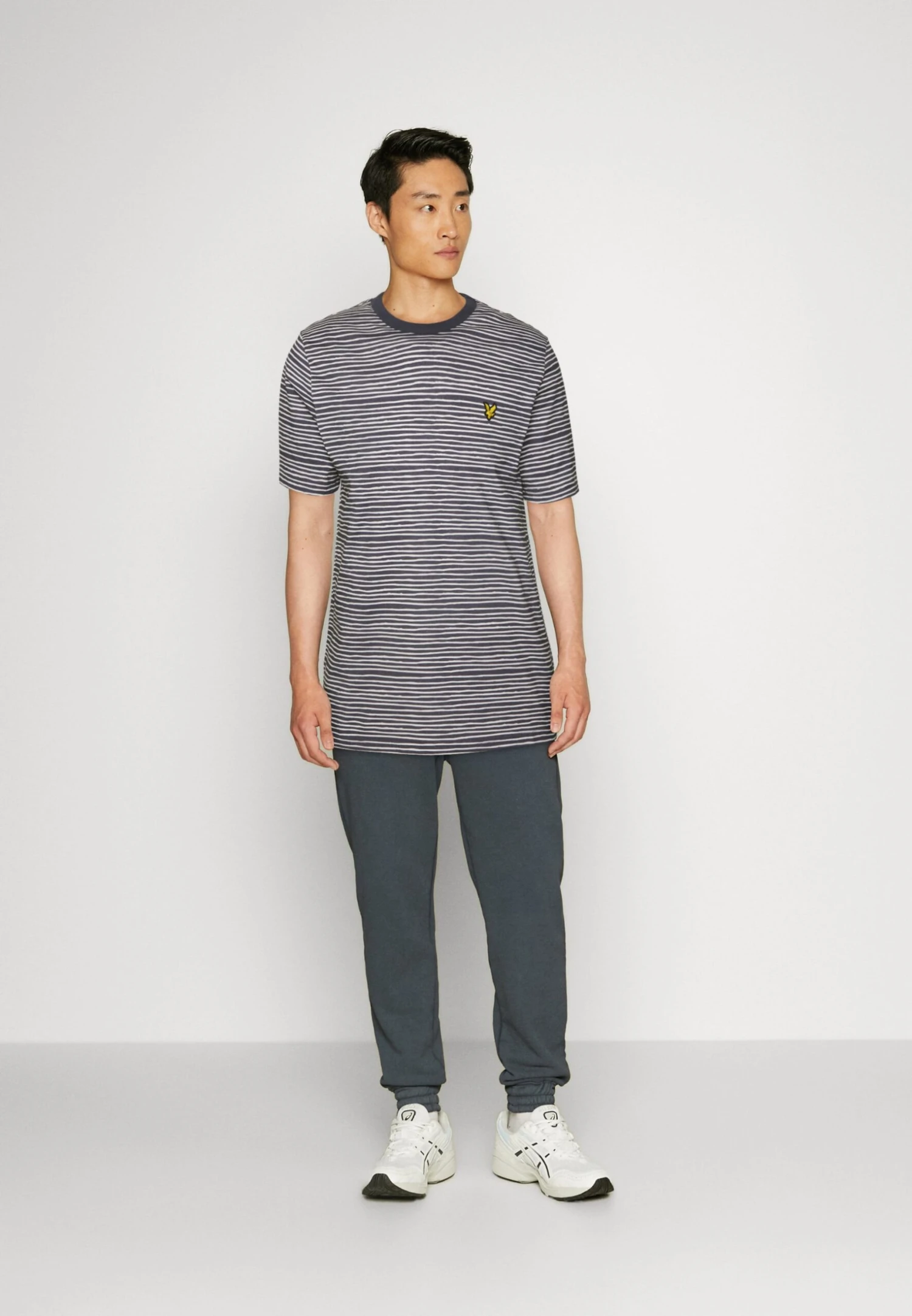 Lyle & Scott Breton - T-Shirt Print - Dark Navy/Cove 2 Lyle & Scott Breton - T-Shirt Print - Dark Navy/Cove - Afbeelding 2
