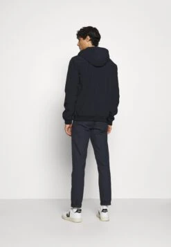 Lyle & Scott Outdoorjas - Dark Navy -Lyle & Scott Verkoop b8cf8b24308b4f52b6bea644ebe35e60