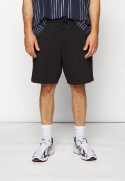 Lyle & Scott Plus - Shorts - Jet Black -Lyle & Scott Verkoop bf21cacf6d28440792586410301fbc60