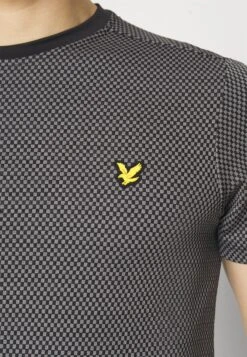 Lyle & Scott Container Tee - Sport T-Shirt - Jet Black/Rock Grey -Lyle & Scott Verkoop cbf752f312794b699f89985c8d5919ca
