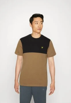 Lyle & Scott Contrast Yoke - T-Shirt Print - Camel Bronze